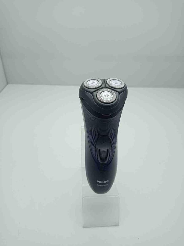 Електробритва б/у philips series 1000 — ціна 920 грн у каталозі ...