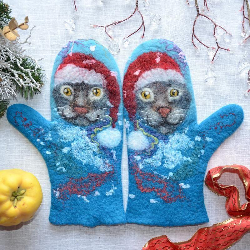 Валяные варежки с котиками, новогодние котики — цена 1000 грн в ...