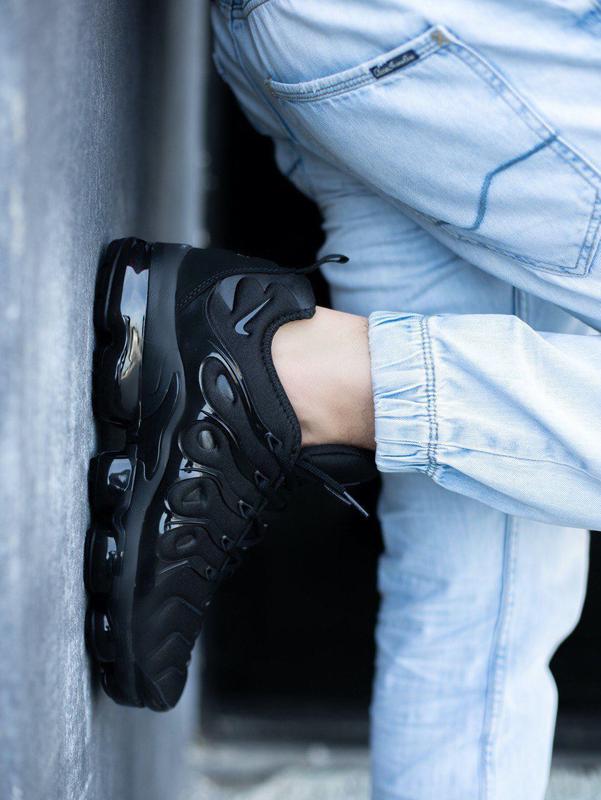 Vapormax plus cheap women's black