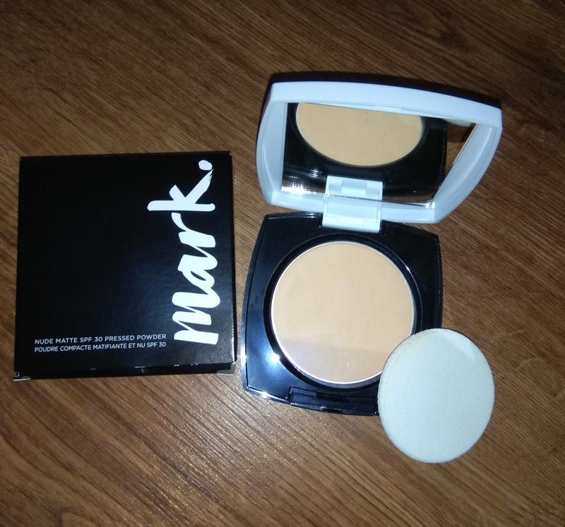 Essence mattifying compact powder свотчи. пудра эйвон цена. матовая пудра эйвон. минеральная пудра эйвон. эйвон пудра medium.