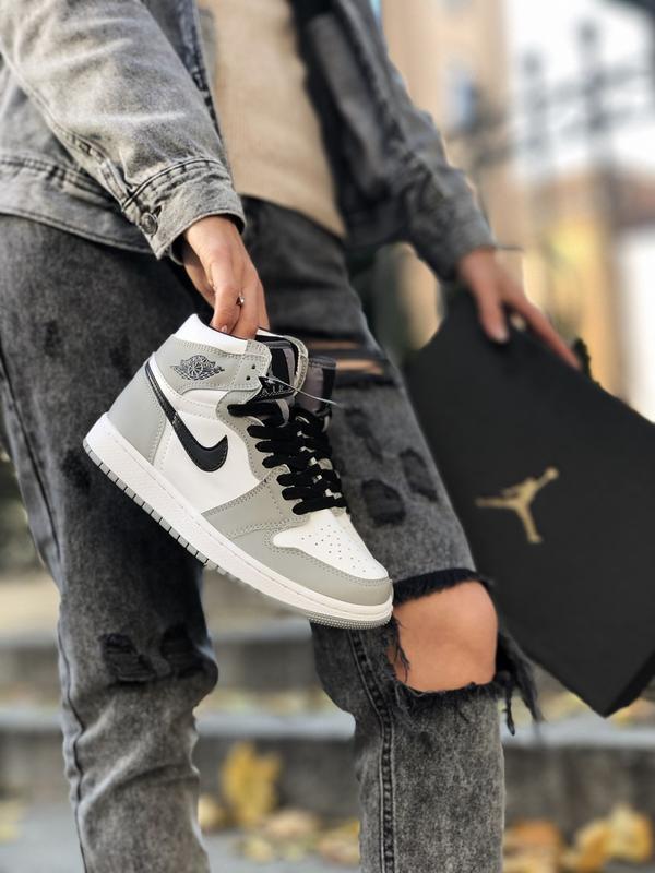 nike air jordan 1 retro grey 2750