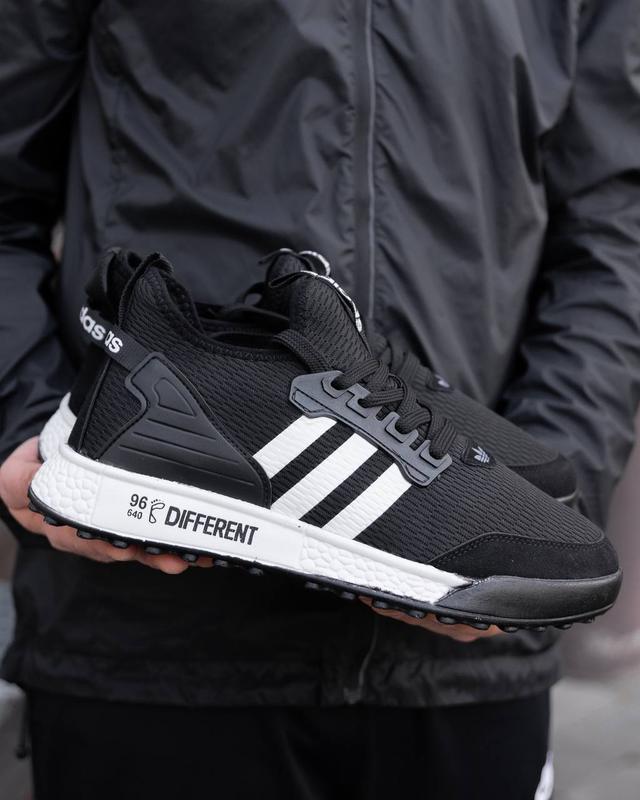 Чоловічі кросівки адідас чорно-білі adidas different black white — ціна ...