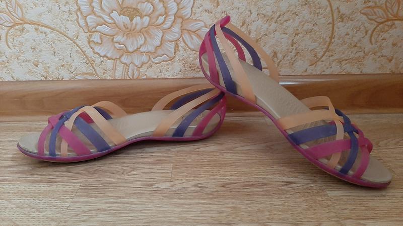 Crocs шлепанцы — цена 300 грн в каталоге Шлепанцы Купить женские вещи ...