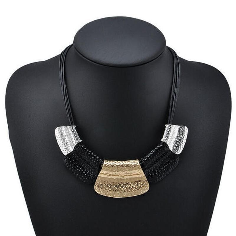 колье комбинированное. много комбинированное ожерелье. купить ожерелье от doshreads. колье комбинированное. колье комбинированное.