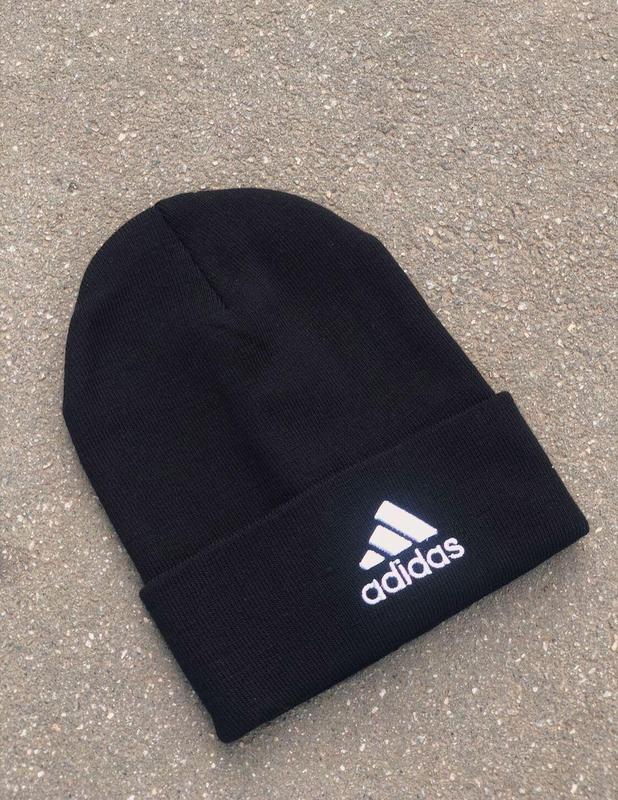 Topovaya Shapka Adidas Cena 300 Grn 49904141 Kupit Po Dostupnoj Cene Ukraina Shafa