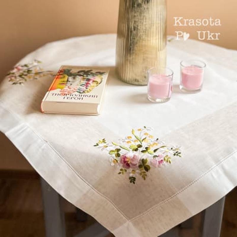 Скатерть на стол с вышивкой, дизайн “цветочные мотивы” розовые (90*90 ...