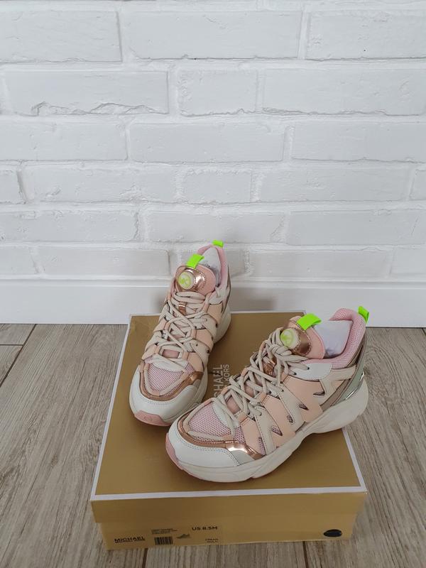 hero leather and mesh trainer