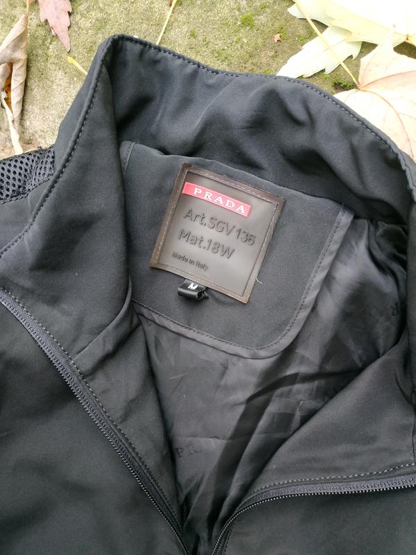 Prada milano sgv.136 hooded techwear jacket мужская куртка prada,ветро —  цена 1400 грн в каталоге Куртки ✓ Купить мужские вещи по доступной цене на  Шафе | Украина #50499871