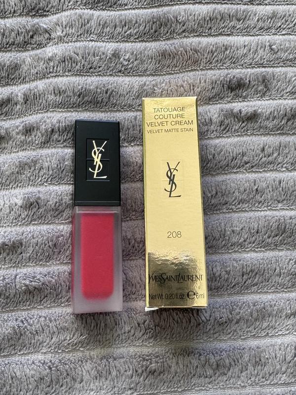 Помада yves saint laurent — цена 390 грн в каталоге Помада для губ ...