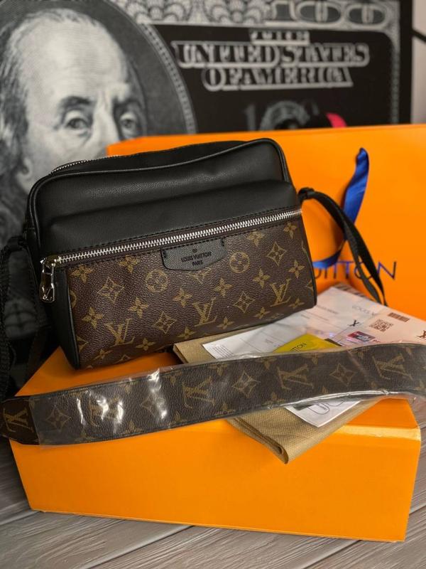 louis vuitton outdoor messenger monogram s034 1943 160036041
