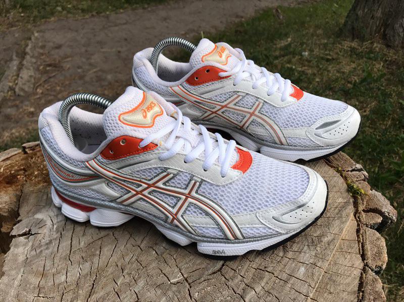 asics gel stratus 2
