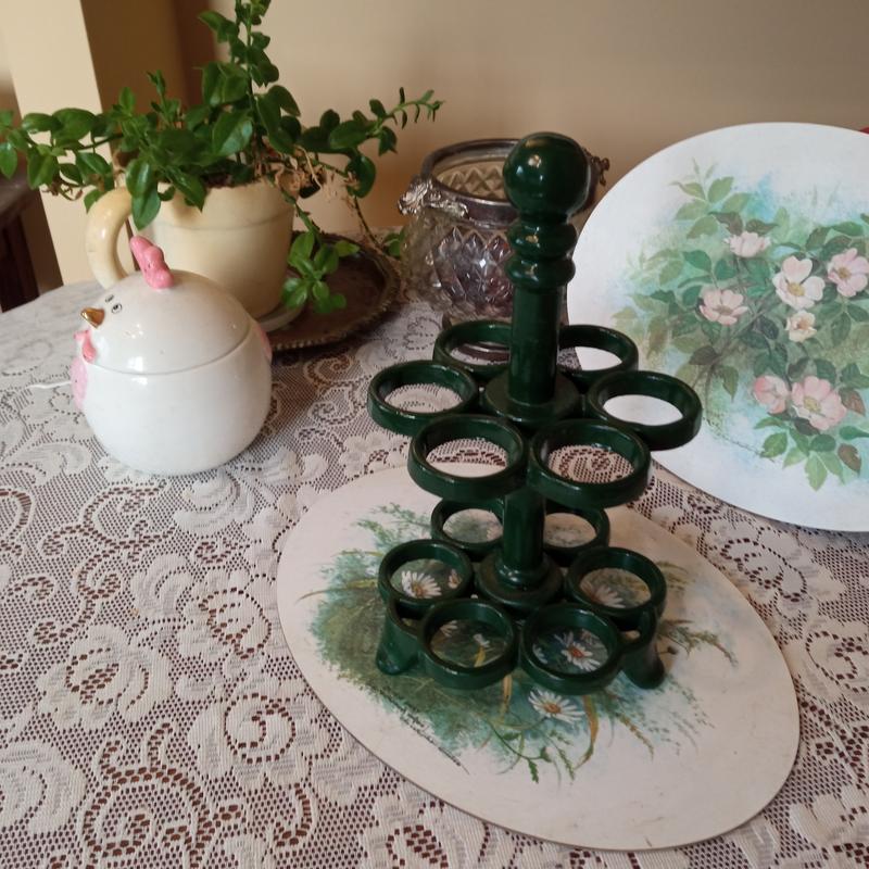 Подставка для яйиц винтаж из чугуна, очень тяжёлая.3 кг — ціна 1255 грн ...