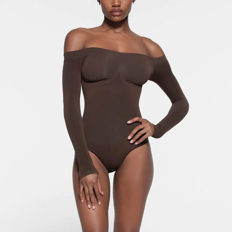 本日限定SKIMS SEAMLESS SCULPT BRIEF BODYSUIT Skims seamless sculpt brief bodysuit скімс скульптуруючий боді