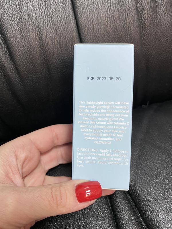 simply glowing vitamin c serum