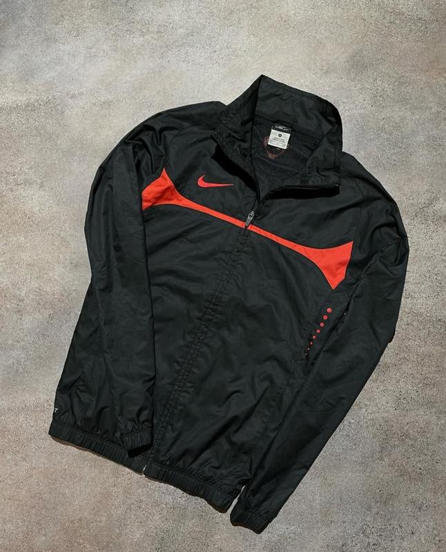 Вітровка nike storm-fit — ціна 479 грн у каталозі Вітровки Купити ...