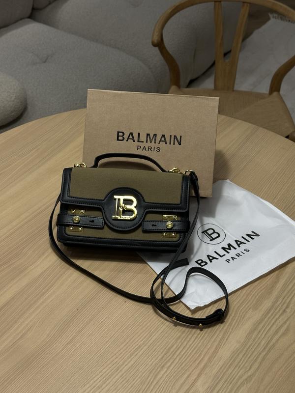 本体価格の半額以下!!!未使用タグ付き★BALMAIN PARIS★ Lサイズ Женская сумка balmain — цена 4200 грн в каталоге Сумки ✓ Купить