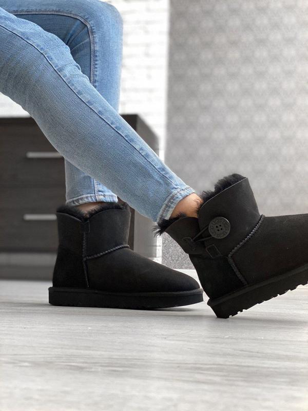 ugg mini bailey button black