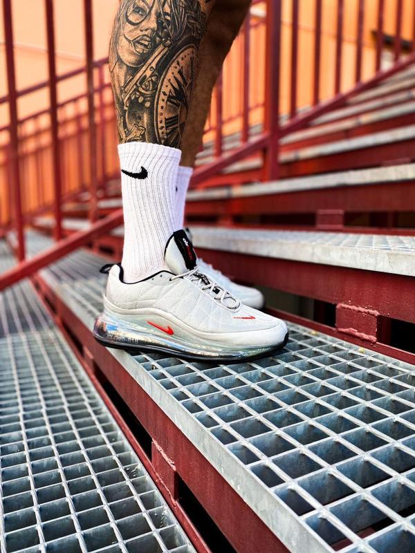 Muzhskie Krossovki Nike Mx 7 818 Air Max Celebration Pack Silver Bullet Kupit Po Dostupnoj Cene V Kieve I Ukraine Shafa Ua