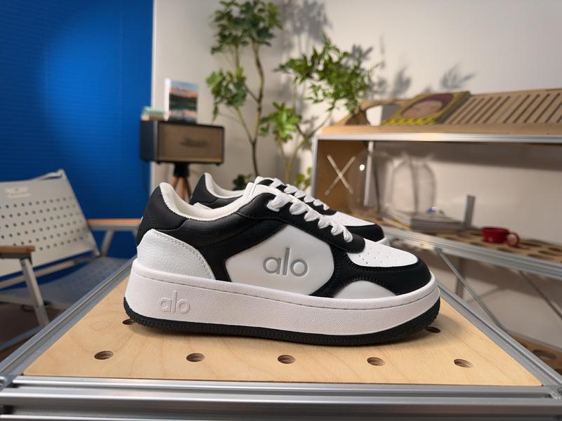新品未使用alo yoga Recovery Mode Sneaker白37 2209295791