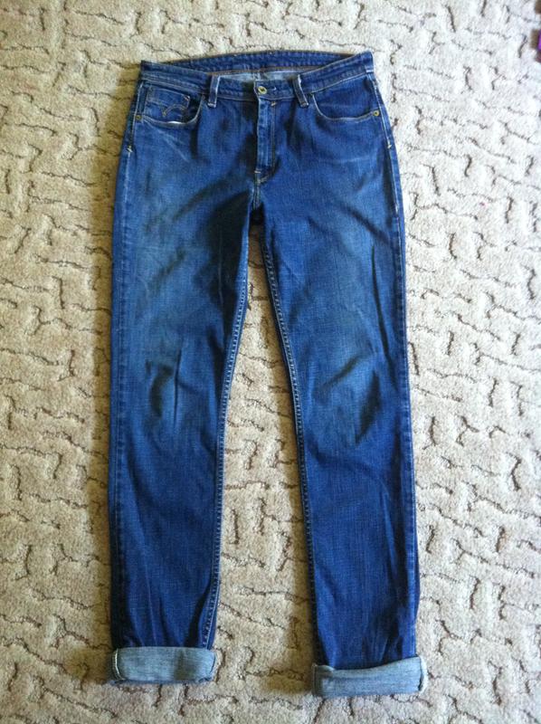 levis jeans cena