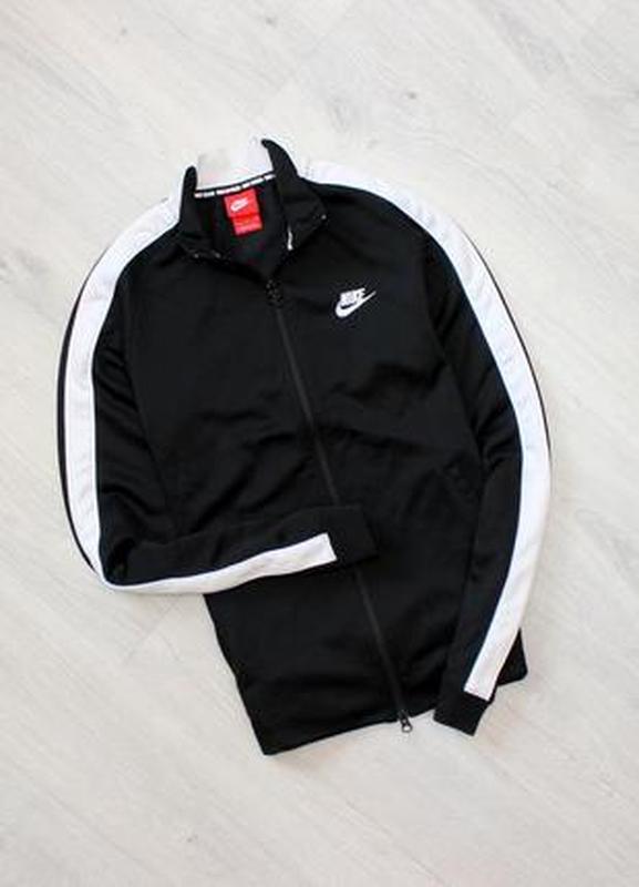Nike костюм мужской с лампасами