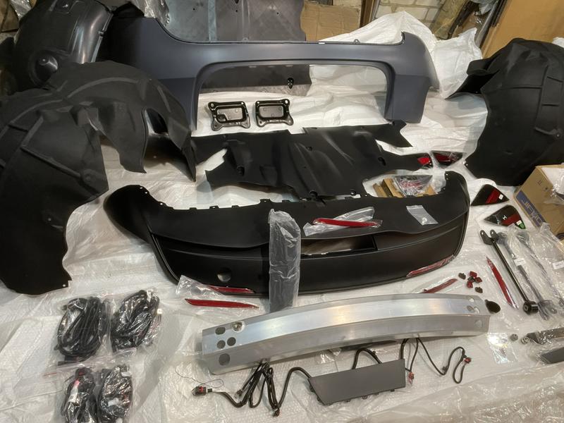 Бампер зад в сборе тесла y tesla model y 1493735-s0-a 1494006-00-a ...
