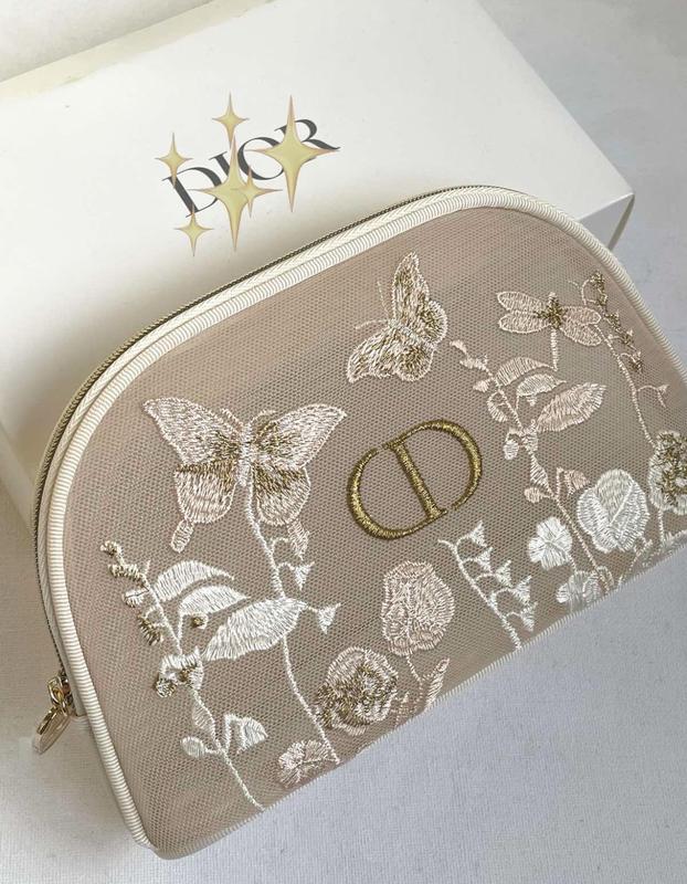 Оригінал. косметичка dior із сітчастої тканини з вишивкою. легка
