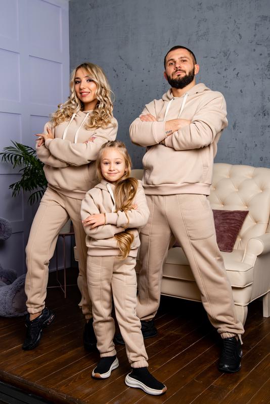 Спортивные костюмы для всей семь