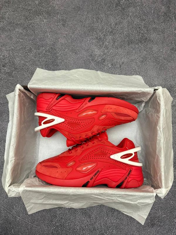 Raf simons x adidas cylon 21 red — ціна 3800 грн у каталозі Кросівки ...