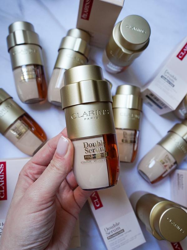Тональна основа double serum foundation clarins — цена 1450 грн в