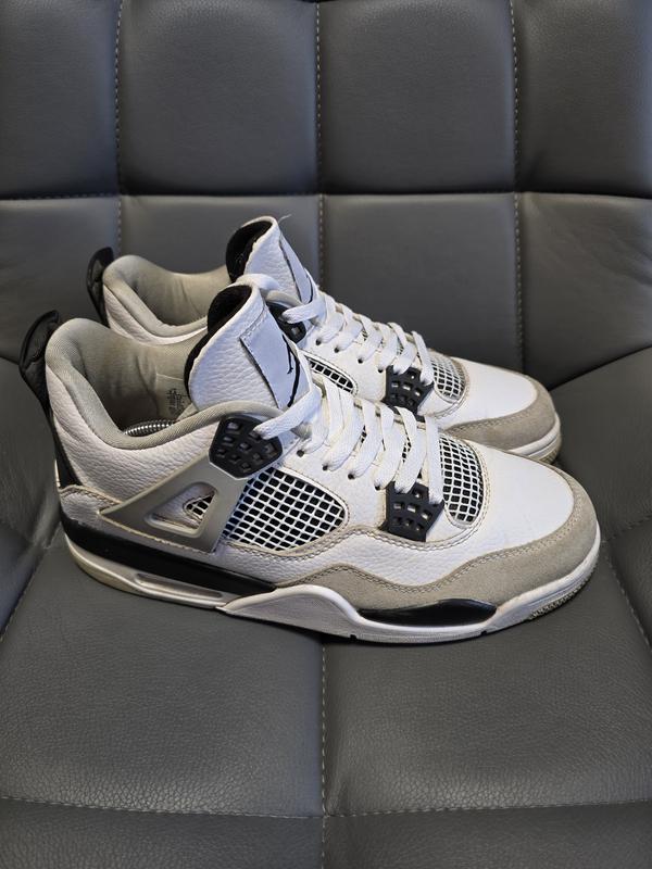 Nike air jordan 4 retro military black — ціна 1499 грн у каталозі