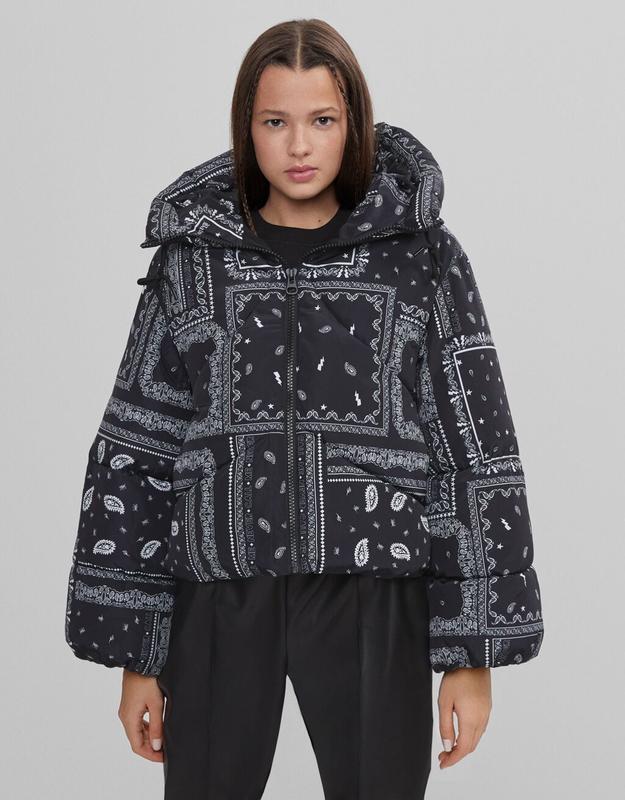 Новая куртка bershka — цена 1749 грн в каталоге Куртки ✓ Купить женские  вещи по доступной цене на Шафе | Украина #53493667