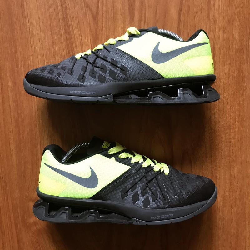 nike zoom reax