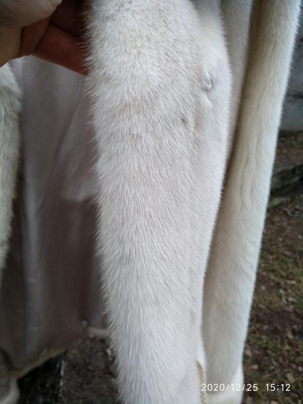 White Faux Fur Fabric for sale