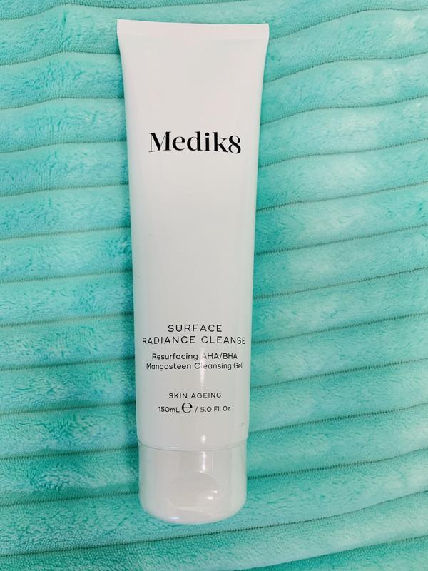 medik8 surface radiance cleanse 150ml
