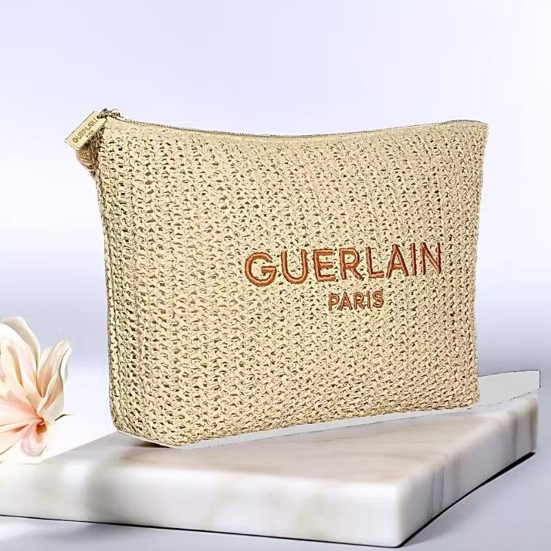 Большая плетеная косметичка guerlain — цена 700 грн в каталоге