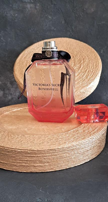 Victoria's secret bombshell — ціна 2000 грн у каталозі Парфумована
