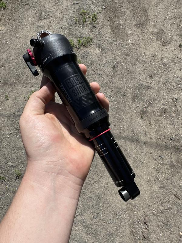 パーツ ROCKSHOX DELUXE SELECT+ 230X60 Rockshox deluxe select debonair 230x60 rear shock — цена 3000 грн