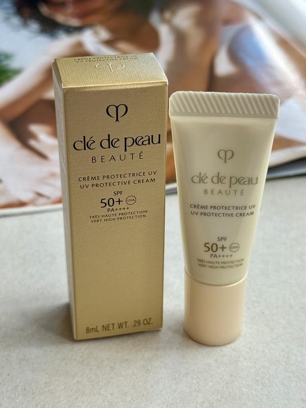 Люкс денний захисний крем для обличчя з spf 50 cle de peau beaute