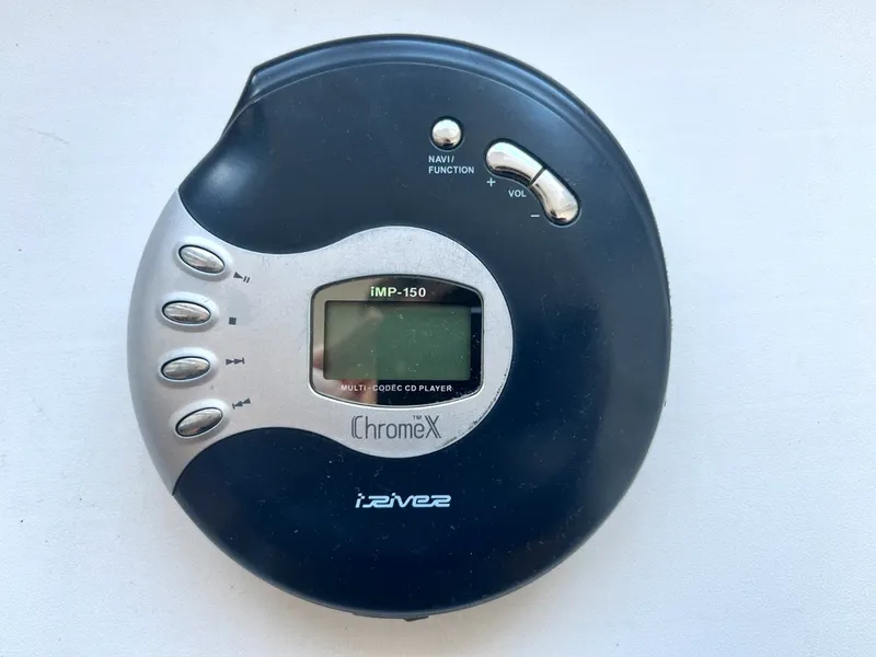 Редкий cd mp3 плеер на дисках iriver imp-150 chromex (неработает