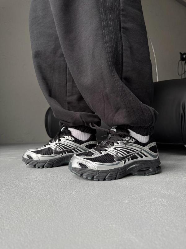 Жіночі кросівки nike air max moto 2k black/silver — купити в
