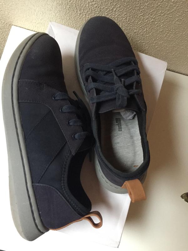 clarks step move fly