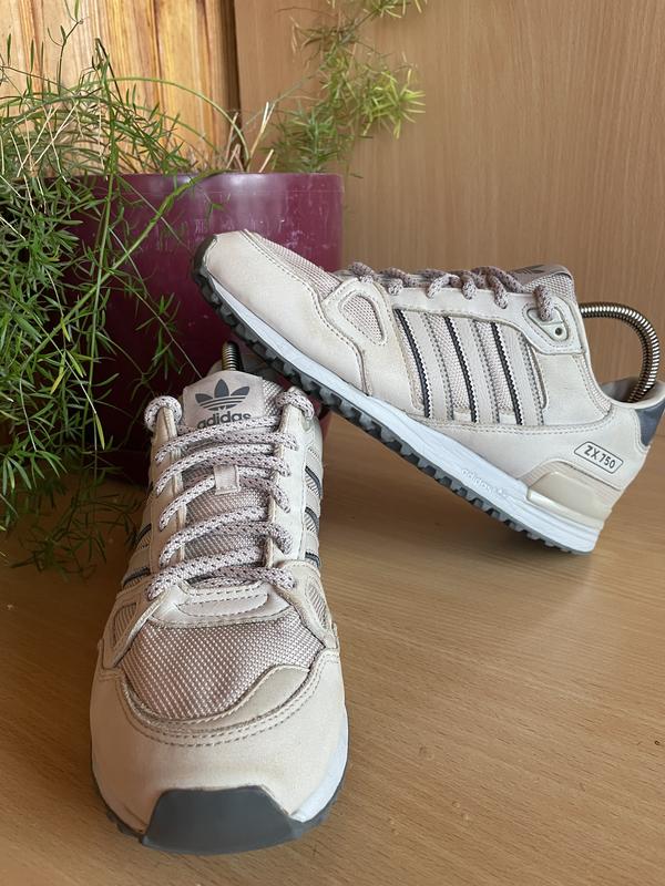 縷縷 Adidas zx 750 розмір 41,5 устілкп 26 см. — купить в Украине