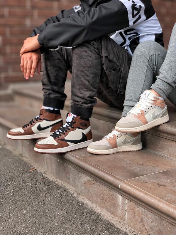 Кросівки найк джордан тревіс худобу nike jordan travis scott