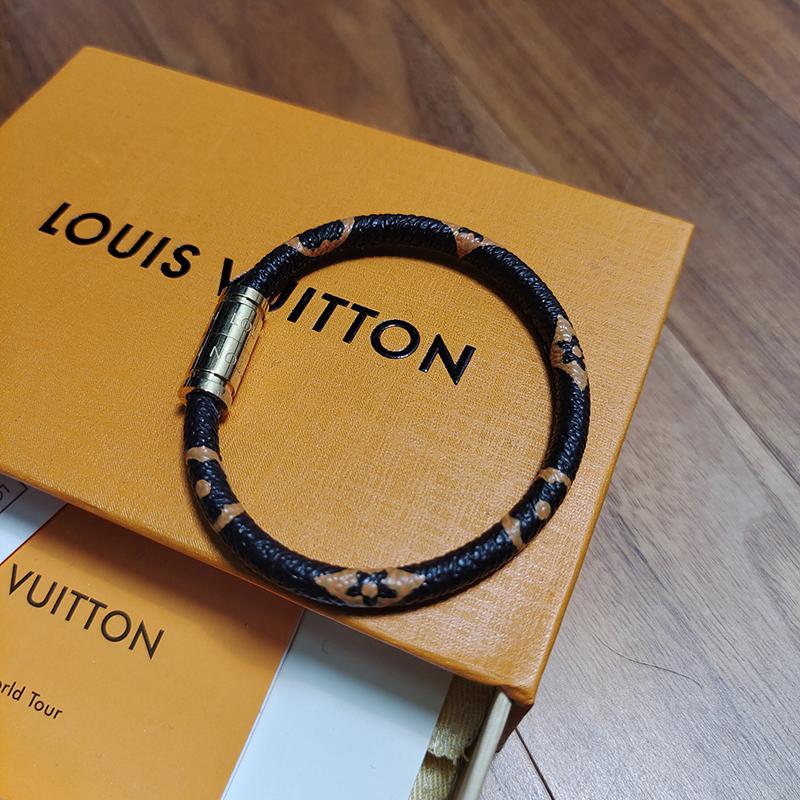 Louis Vuitton Monogram Canvas Confidential Bracelet (SHF-JrHjXf) – LuxeDH