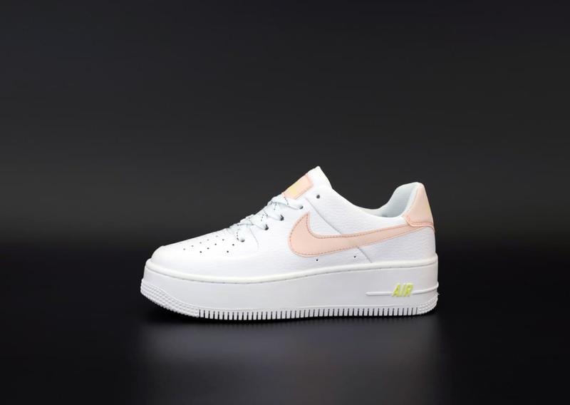 Nike air force 1 peach deals