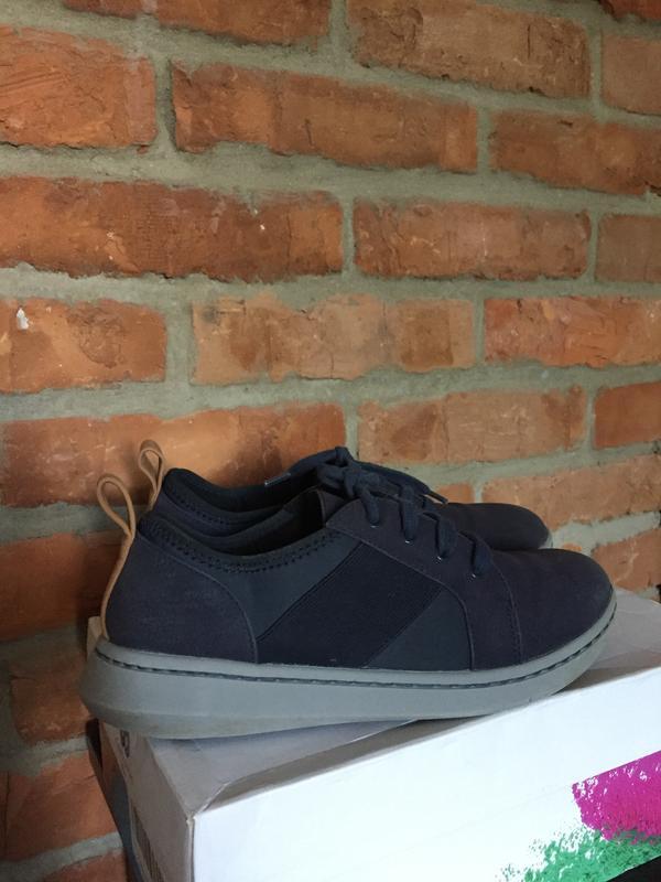 clarks step move fly