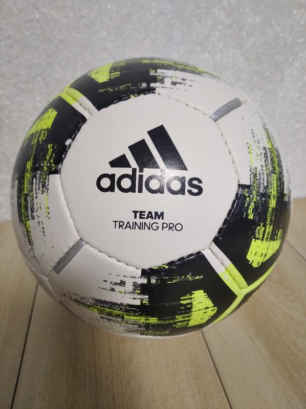 М'яч футбольний adidas team training pro cz2233 — цена 650 грн в каталоге  Мячи ✓ Купить товары для спорта по доступной цене на Шафе | Украина  #55466830