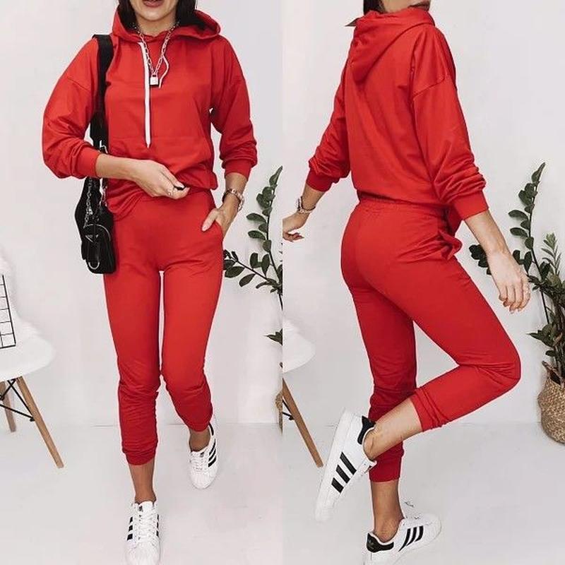 Спортивные костюмы женские модные весенние