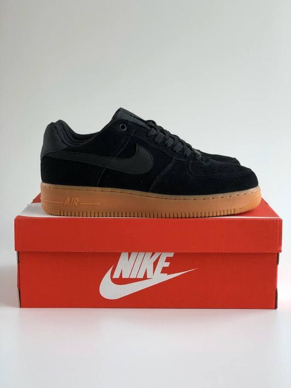 nike air force 1 07 se black gum